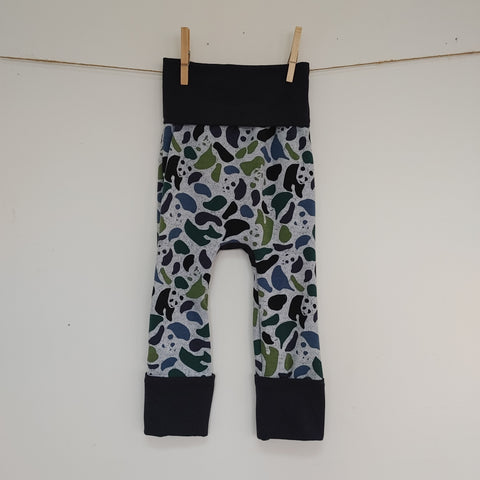 Camo-Pandas